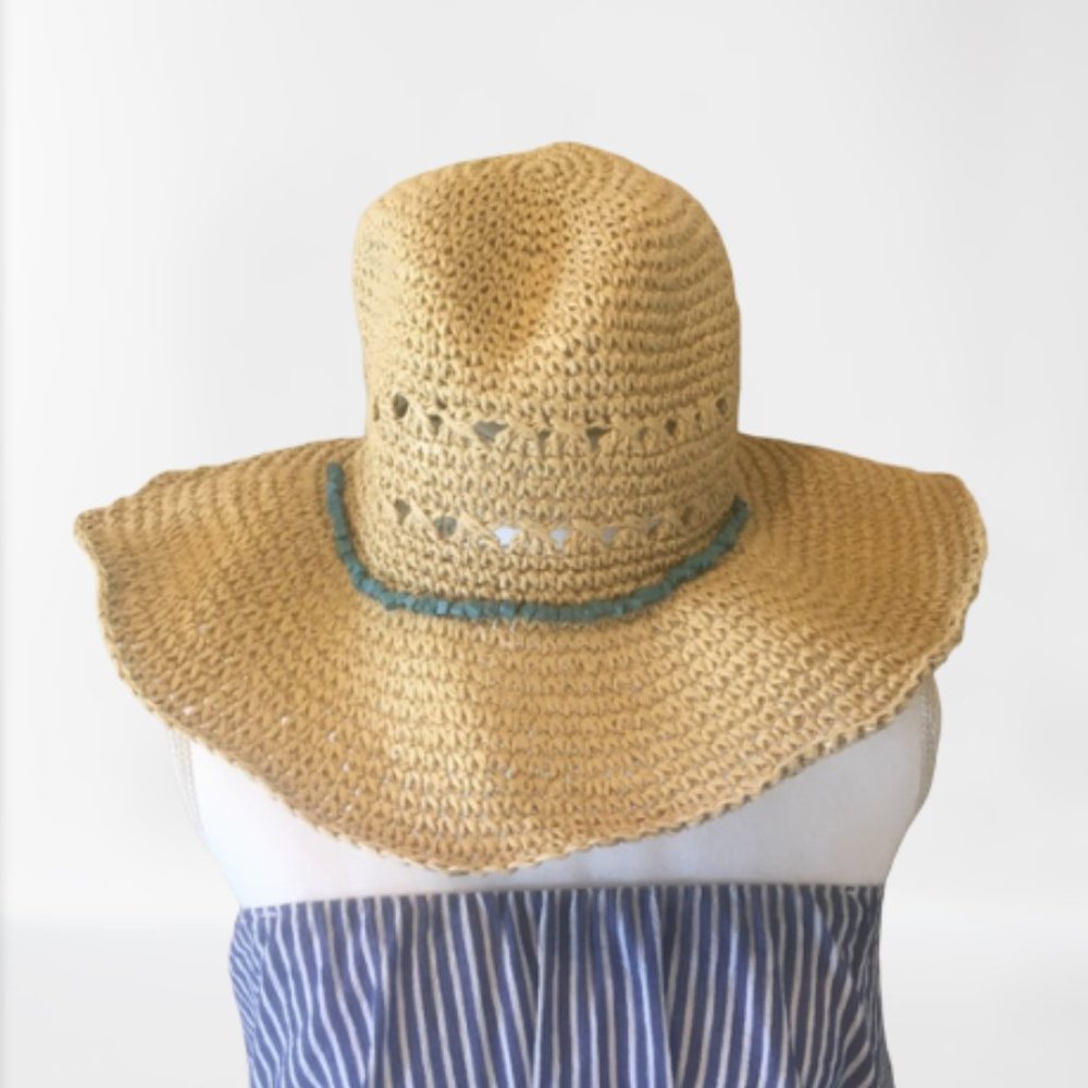 ANN TAYLOR LOFT BEACH HAT SUN HAT